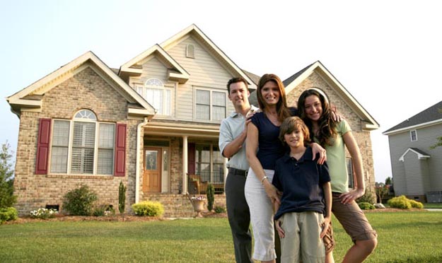 Happy family helped by Lone Star Tax Loans